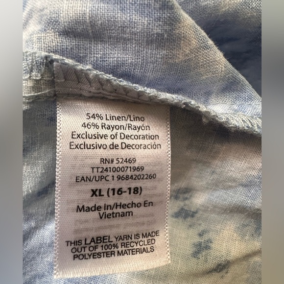 NWT Women’s V - Neck Tank Top Size XL - Picture 9 of 11